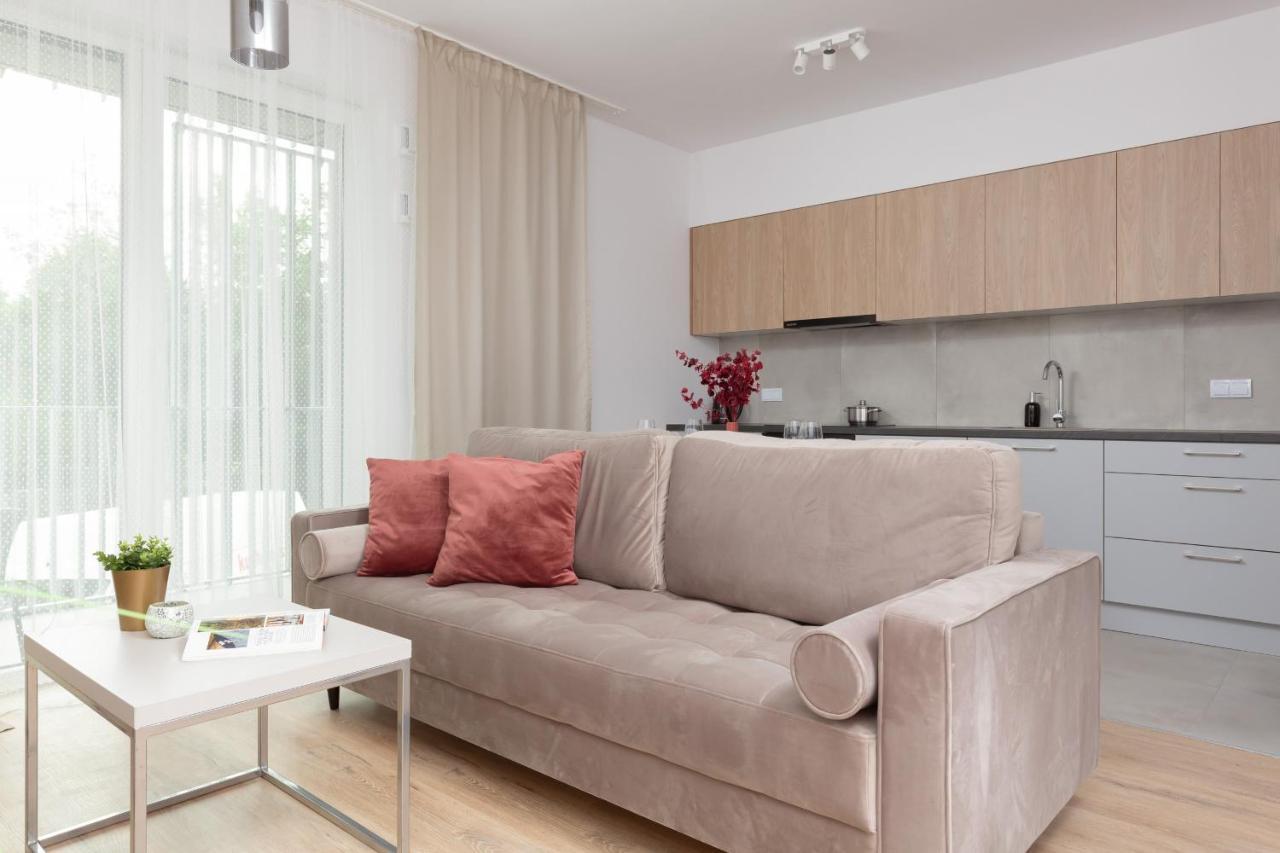 Stacja Wola Apartment Guminska By Noclegi Renters Warsaw Ngoại thất bức ảnh