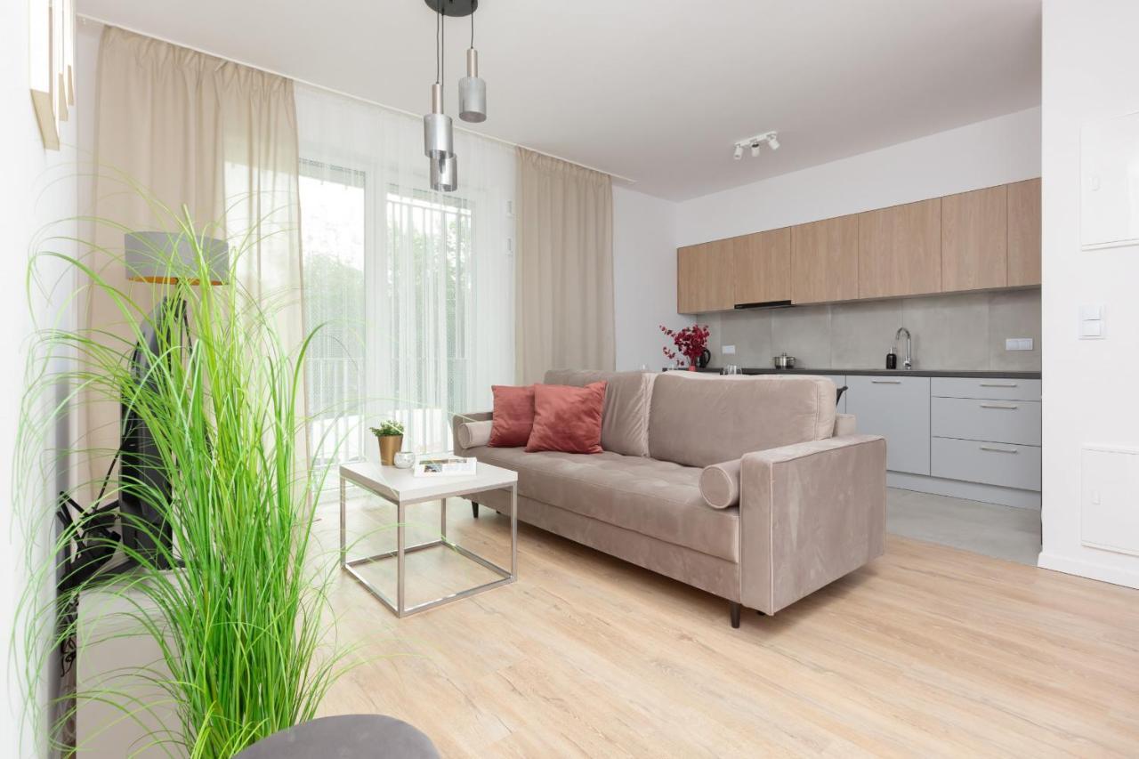 Stacja Wola Apartment Guminska By Noclegi Renters Warsaw Ngoại thất bức ảnh