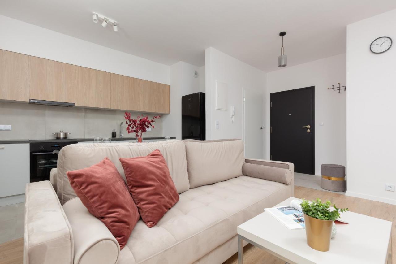 Stacja Wola Apartment Guminska By Noclegi Renters Warsaw Ngoại thất bức ảnh