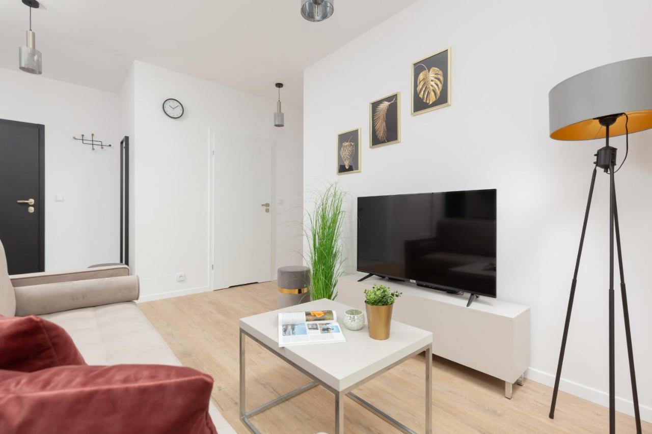 Stacja Wola Apartment Guminska By Noclegi Renters Warsaw Ngoại thất bức ảnh
